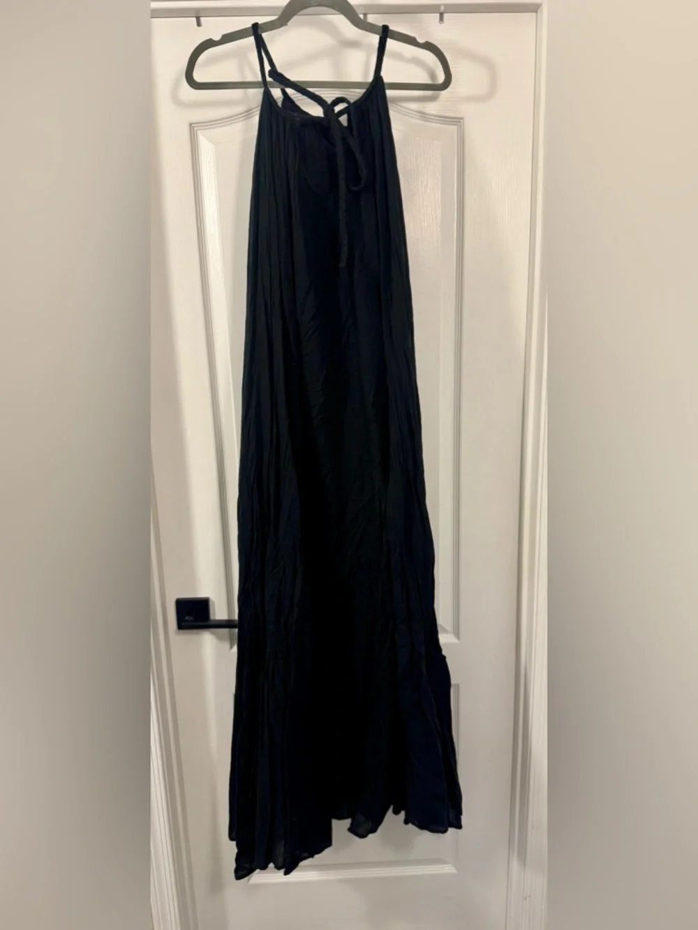 Elan Maxi Dress with Pockets - Black - Picture 7 of 13